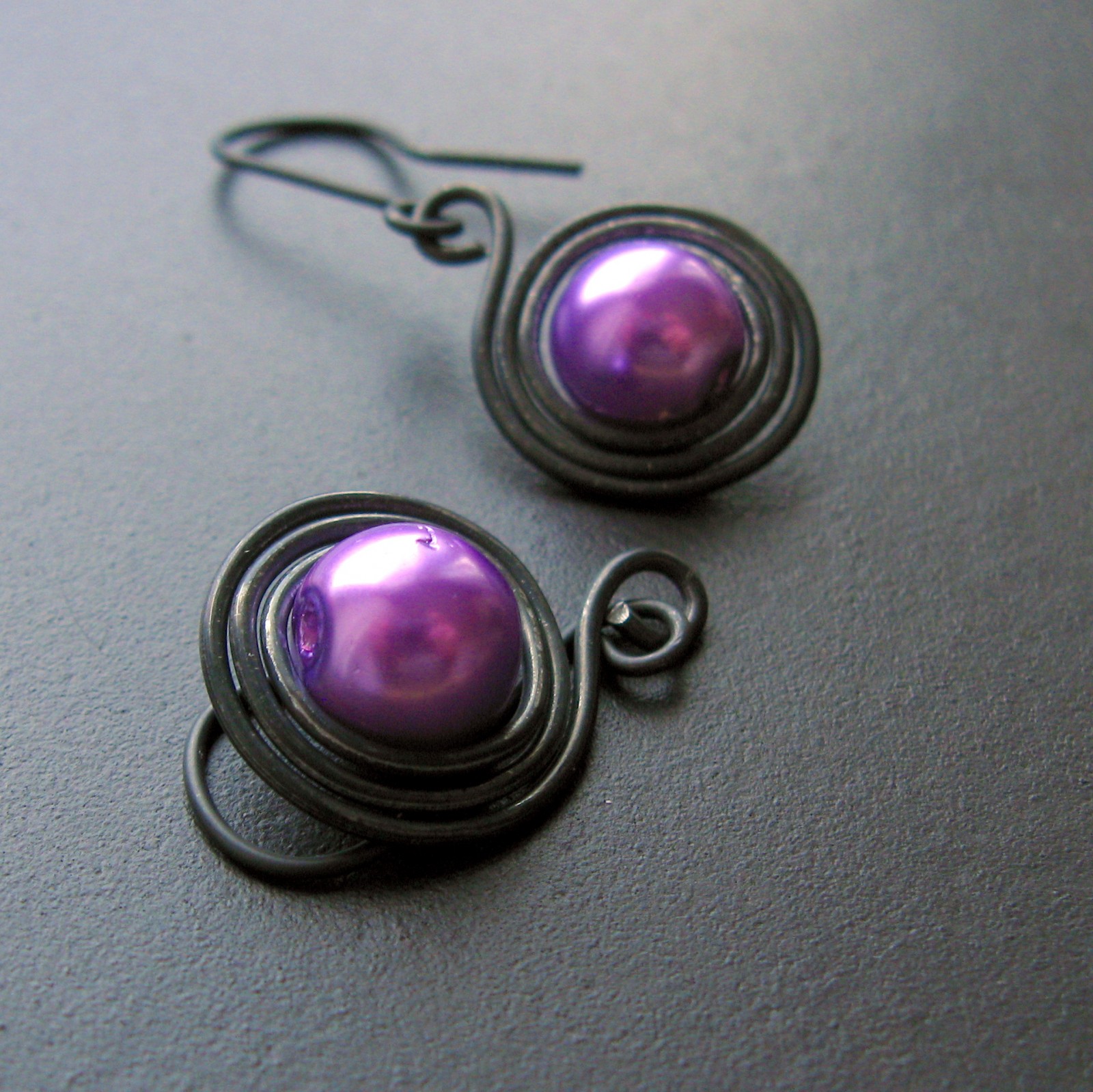 Náušnice ve světlém purpuru