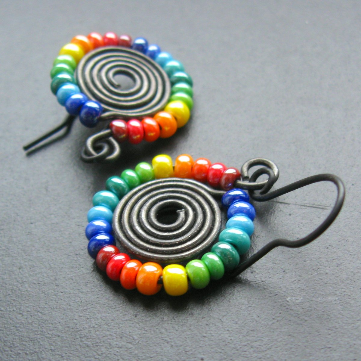 Pestrobarevné kytičky