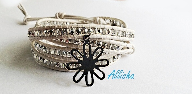 Kožený náramek Moon