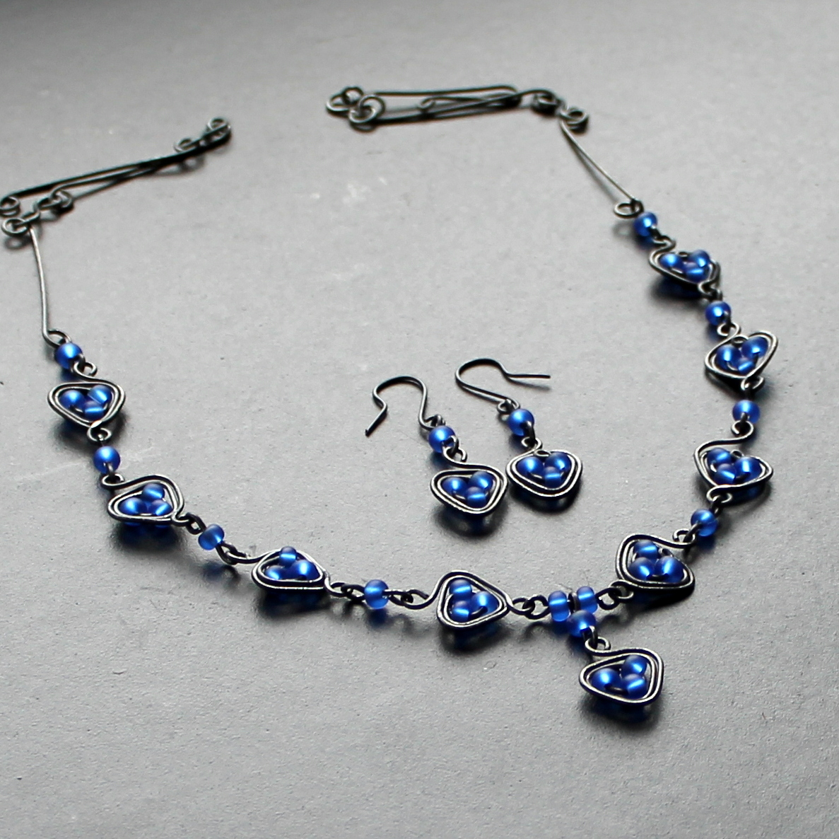 Matné modré do trojky