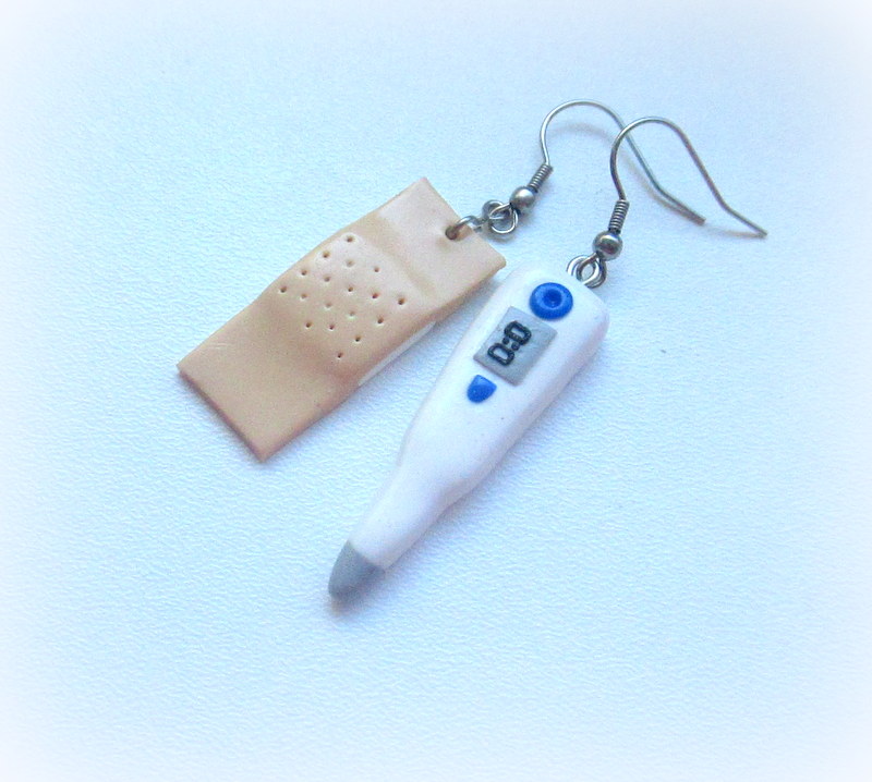 Náplast a teploměr