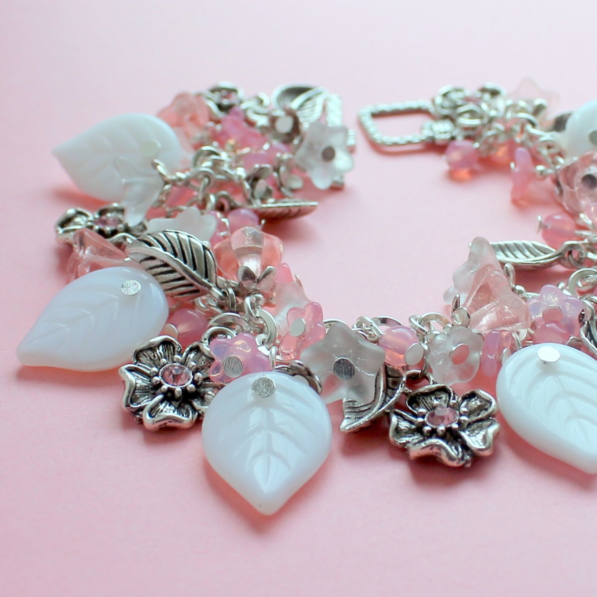 Brzy budou jablíčka - náramek