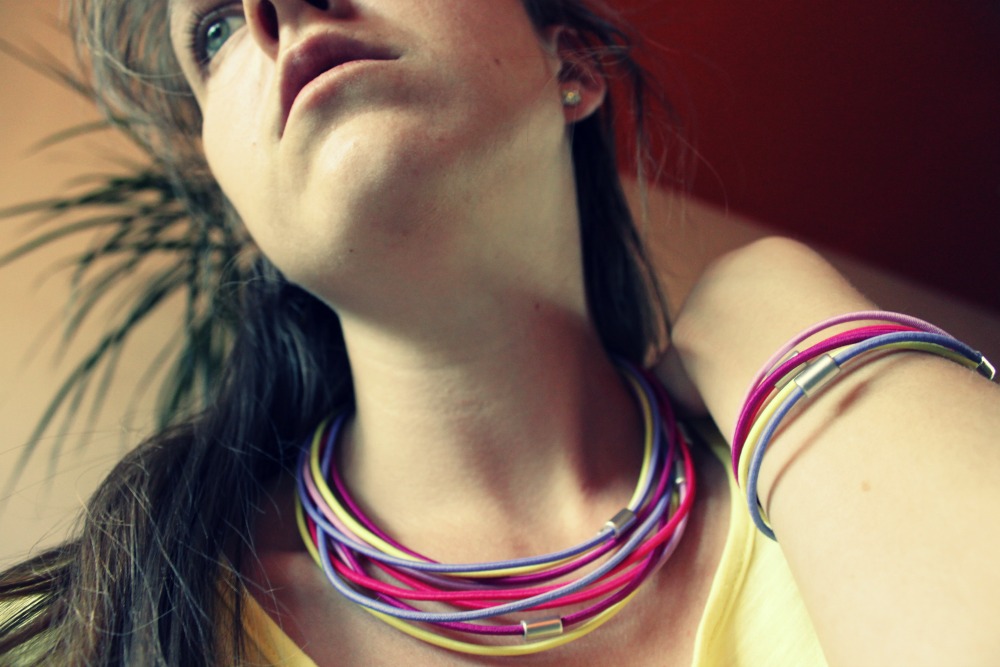 SOUPRAVA: Letní s kapkou rosy