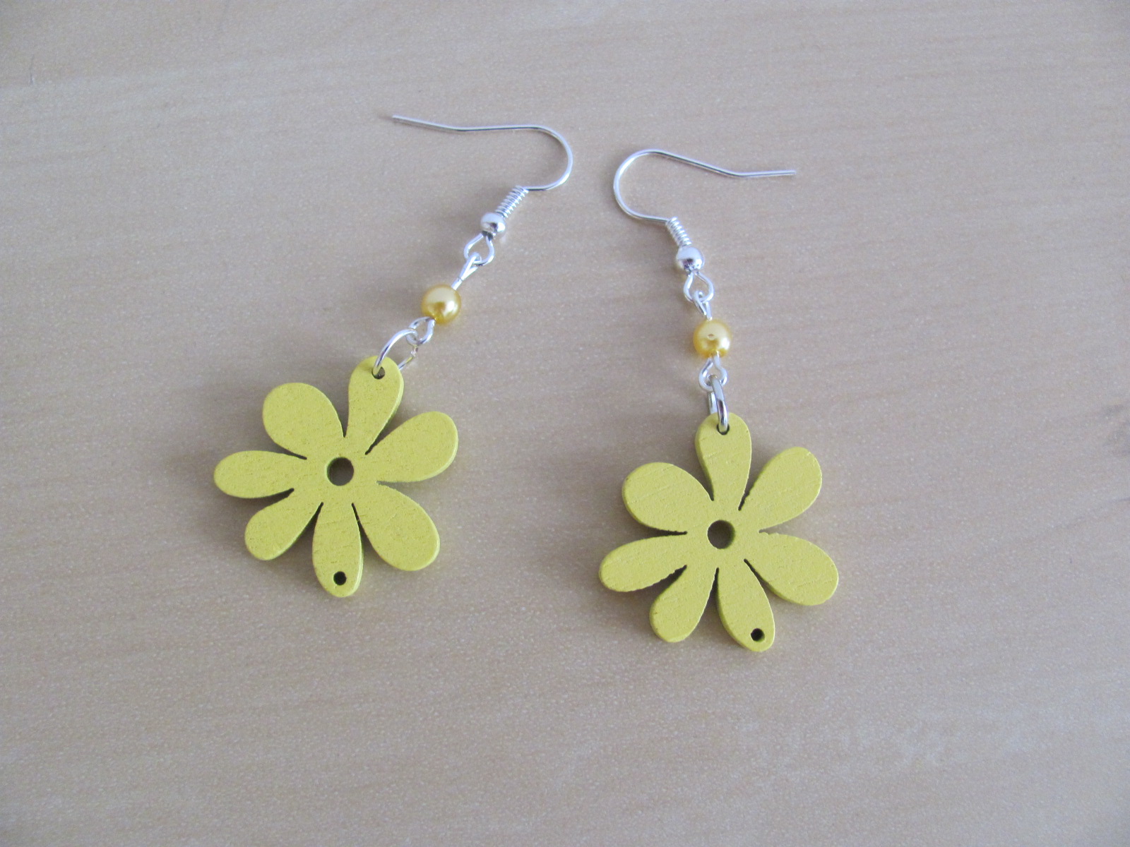 Dřěvěné kvítky - žluté