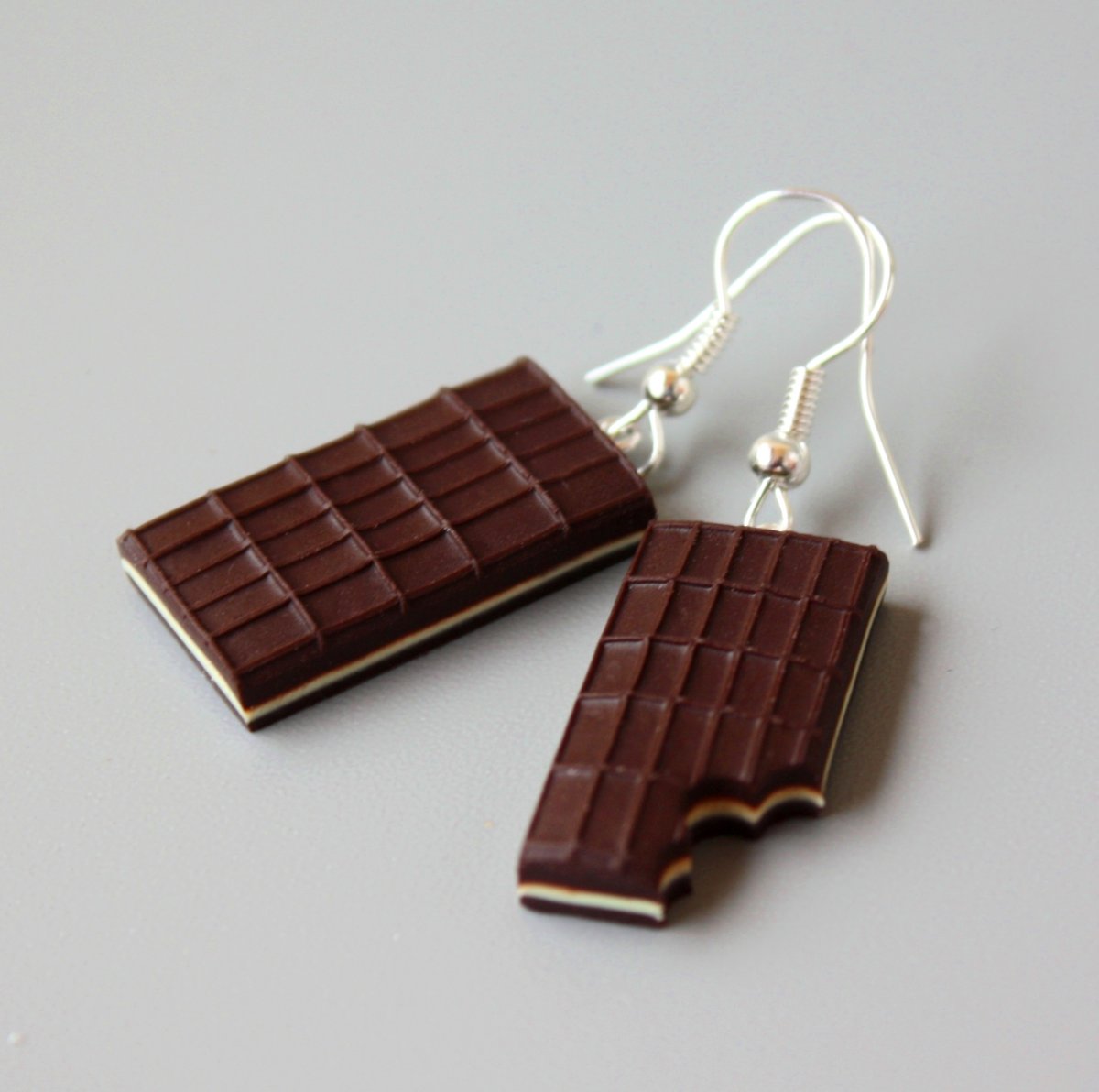 čokolády s bílou náplní ... čokoládky