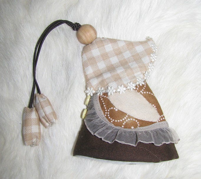 japonská klíčenka - béžová