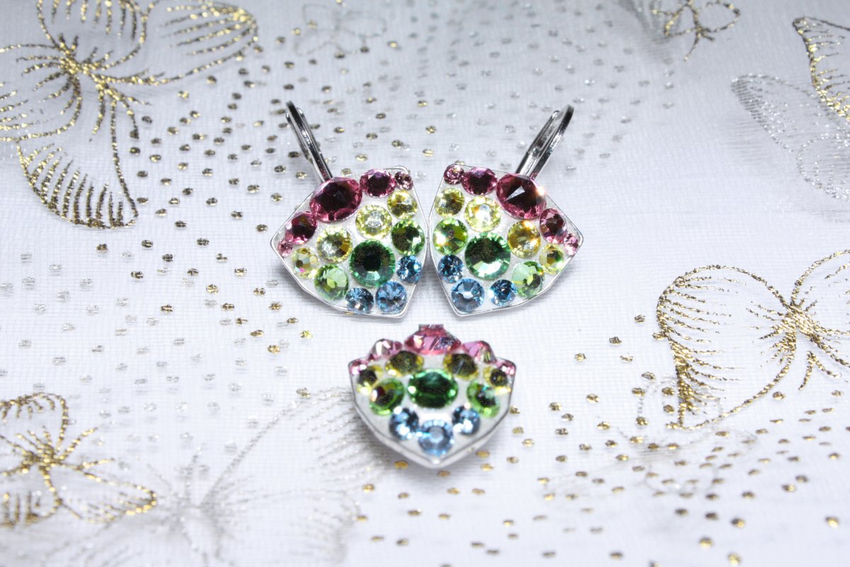 Barevný trojúhelníčkový set