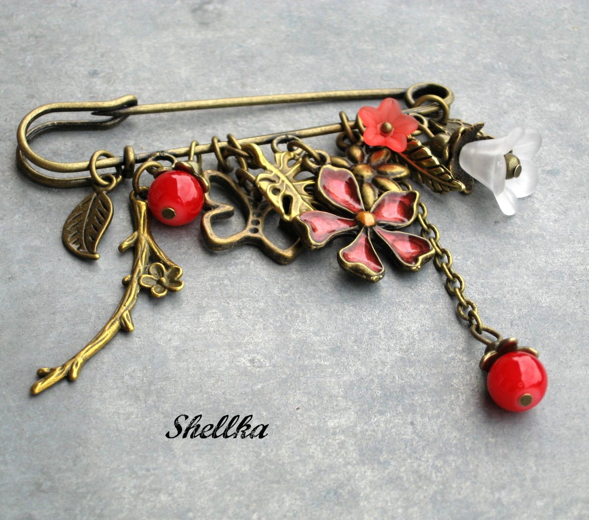 Brož ,,MEADOW FLOWERS,, 2