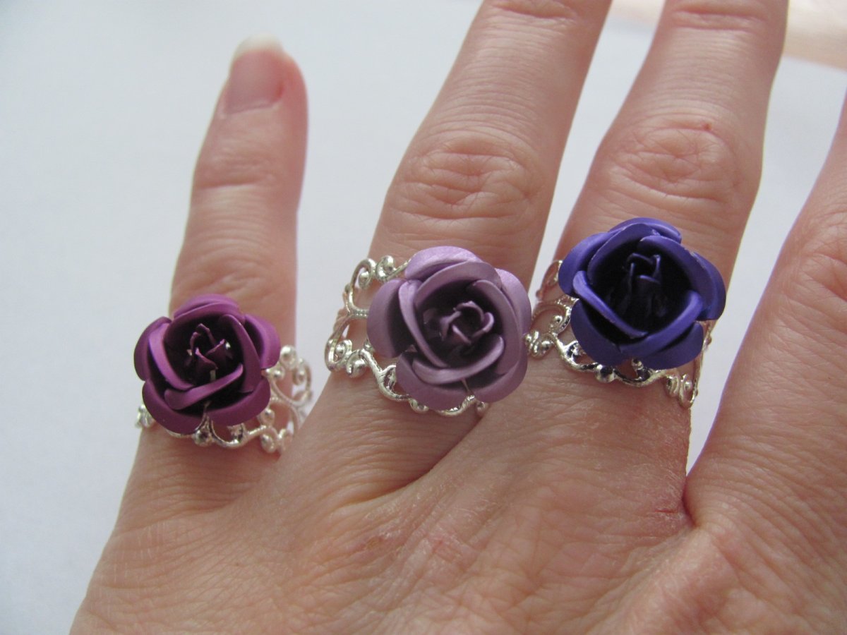 Prsten s růžičkou