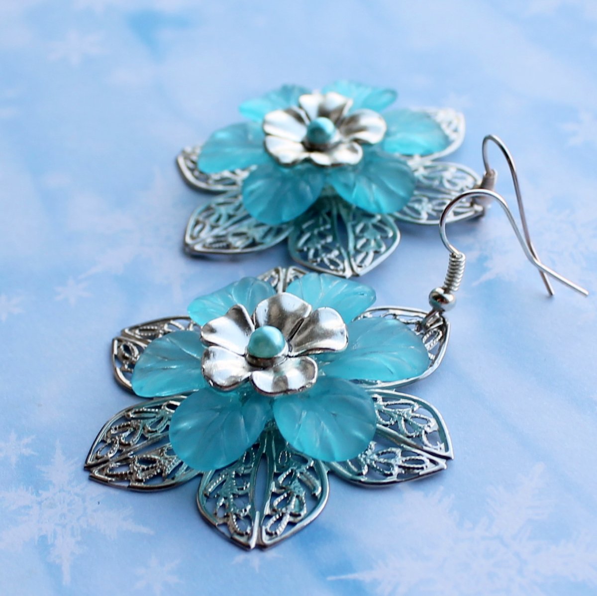 Kvetoucí filigrán - romantické náušnice