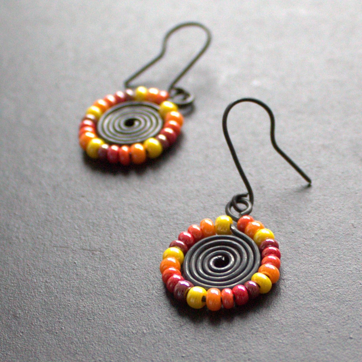 NÁUŠNICE PODZIMNÍ