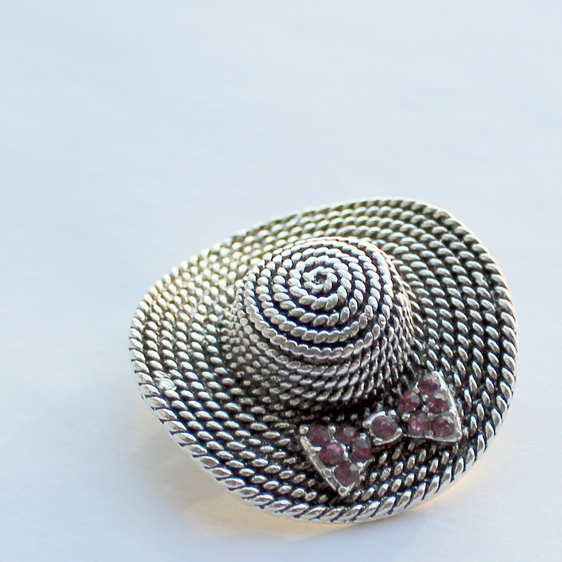 .Romantický klobouk - brož