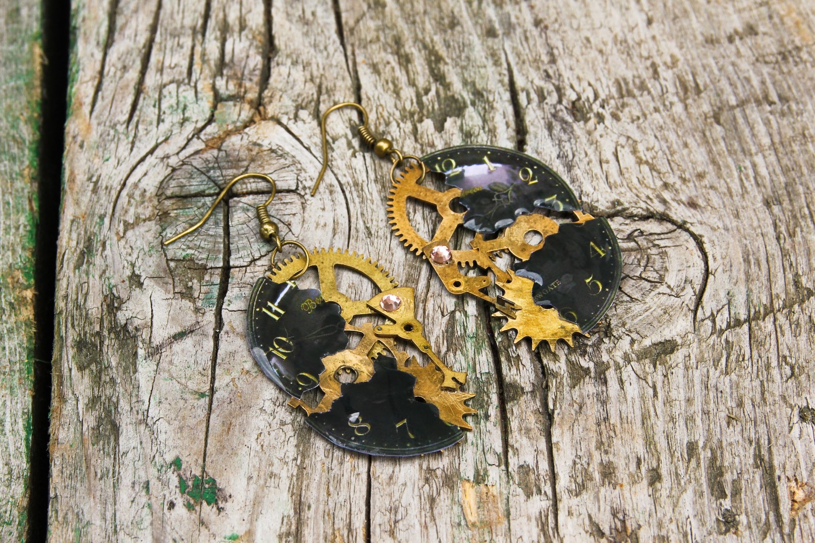 Přepůlené hodiny III