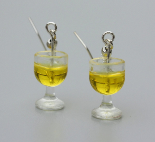 bílé víno ... skleničky