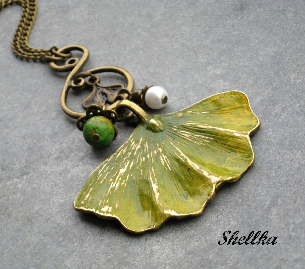 Náhrdelník ,,VELKÉ GINKO,, IV.