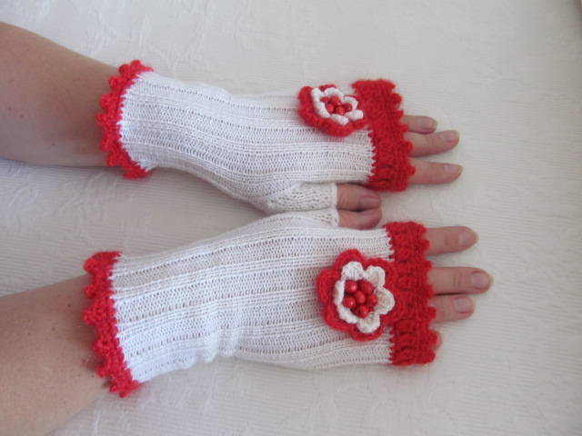 Rukavice - bíločervené   
