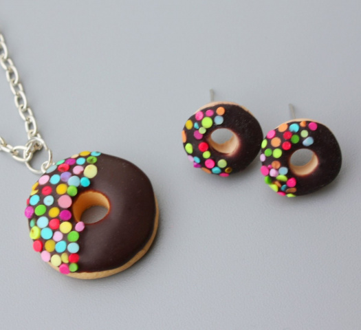 donut na krk ...sada s náušnicema