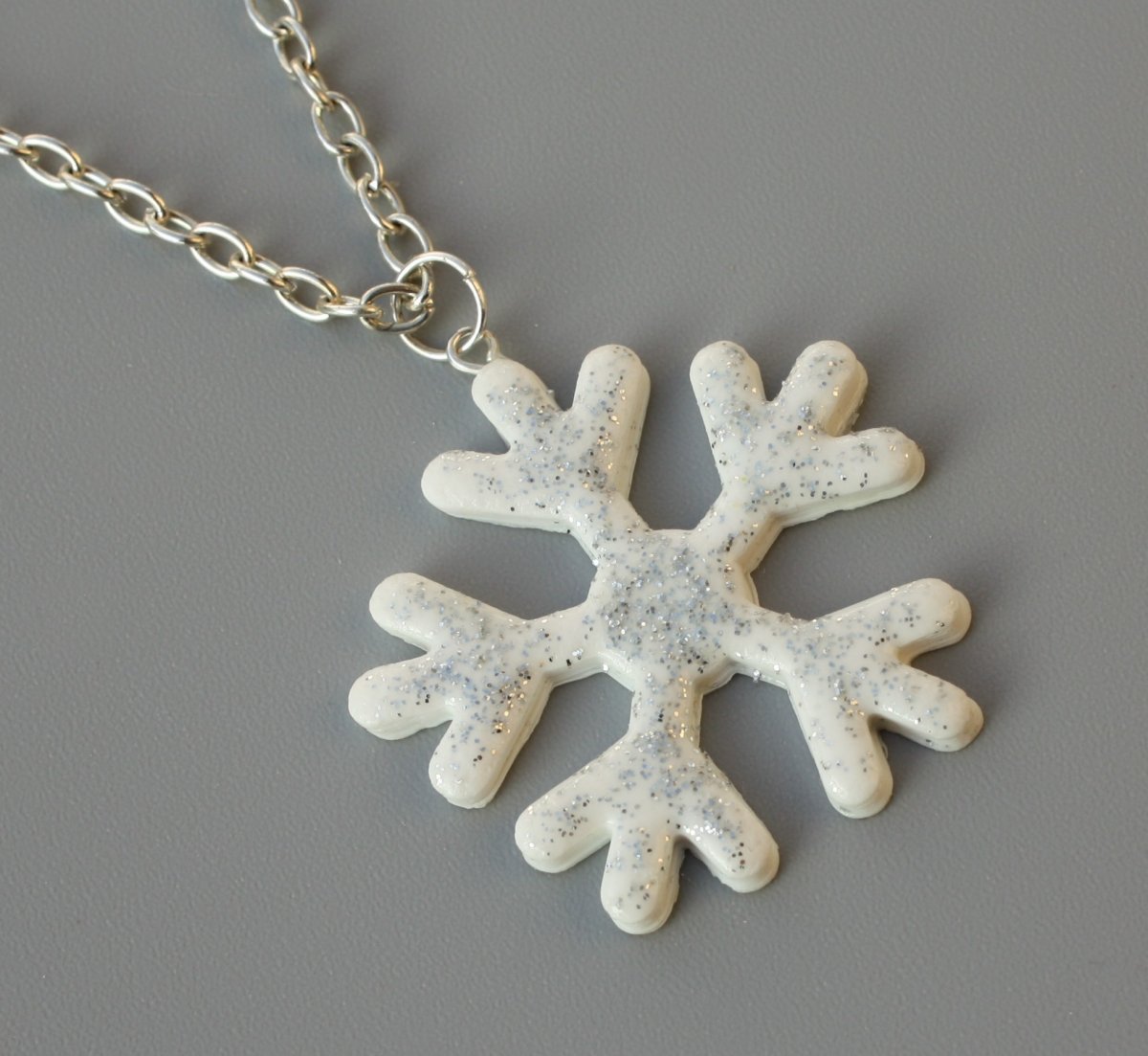 sněhová vločka na krk