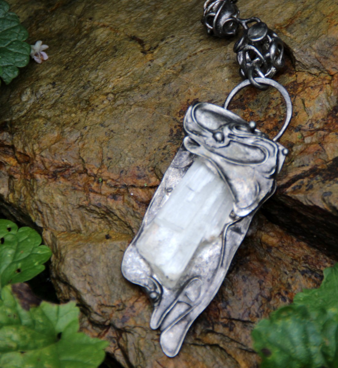 NÁHRDELNÍK JASMÍNA