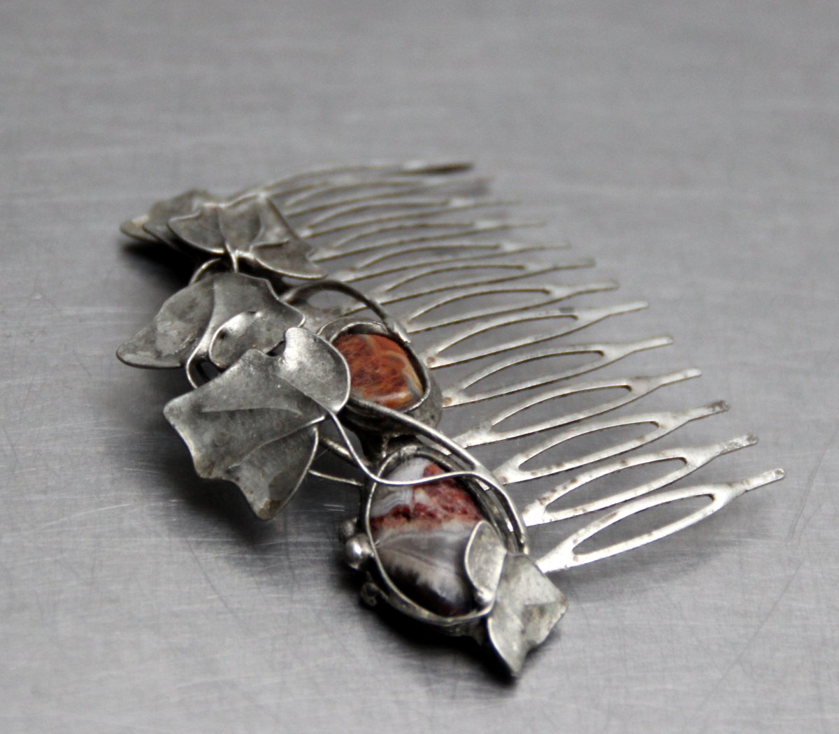 HŘEBEN BŘEČŤANOVÝ