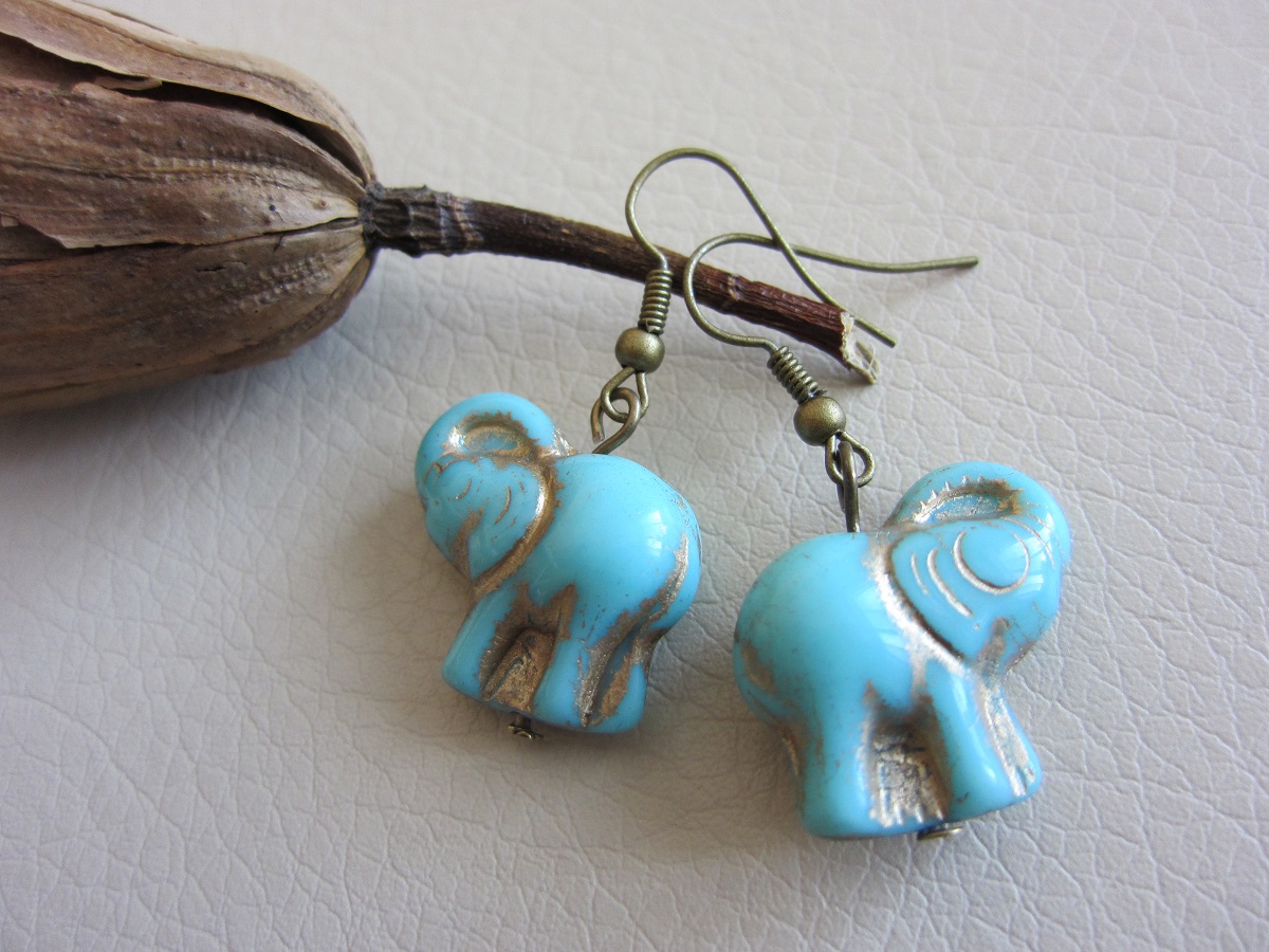 Sloník tyrkysový ...