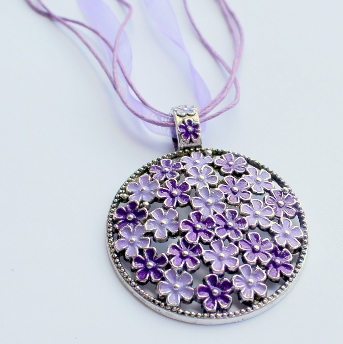 Květinkový luxusní náhrdelník