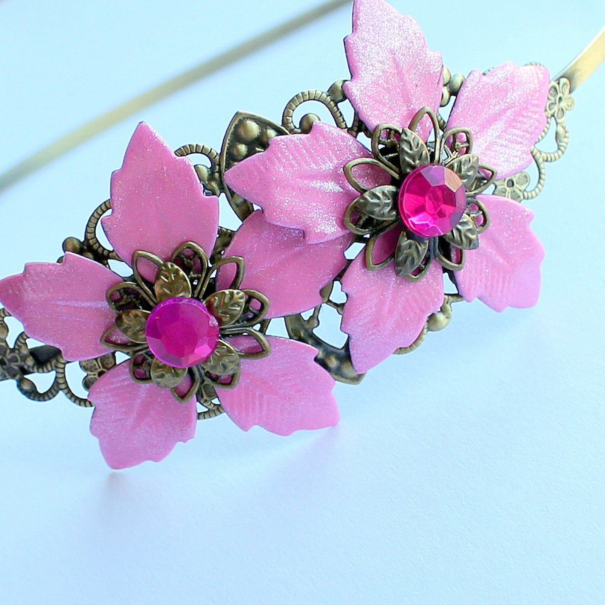 Rozkvetlá luxusní čelenka 