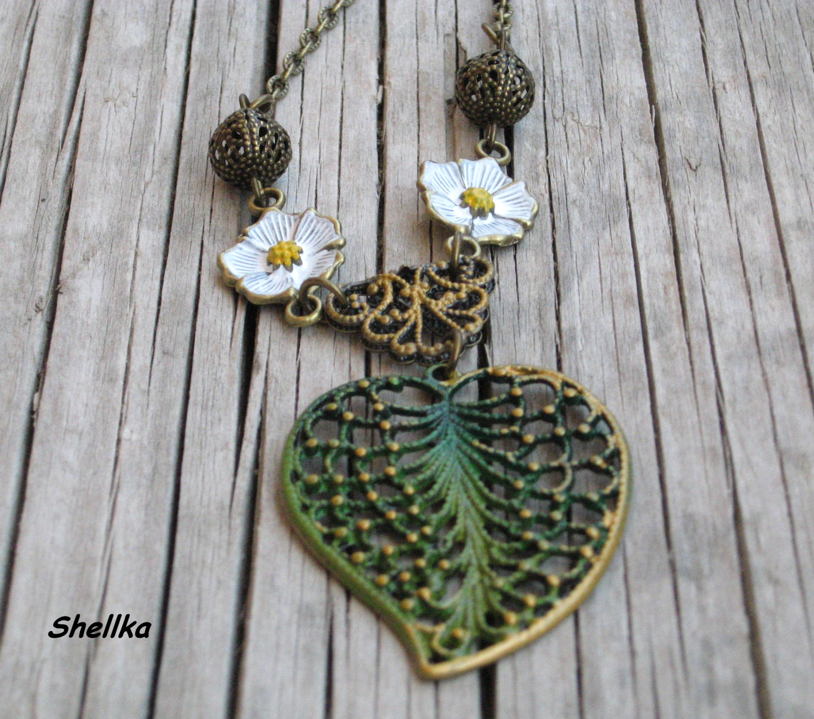 Náhrdelník,,GREEN LEAF,,