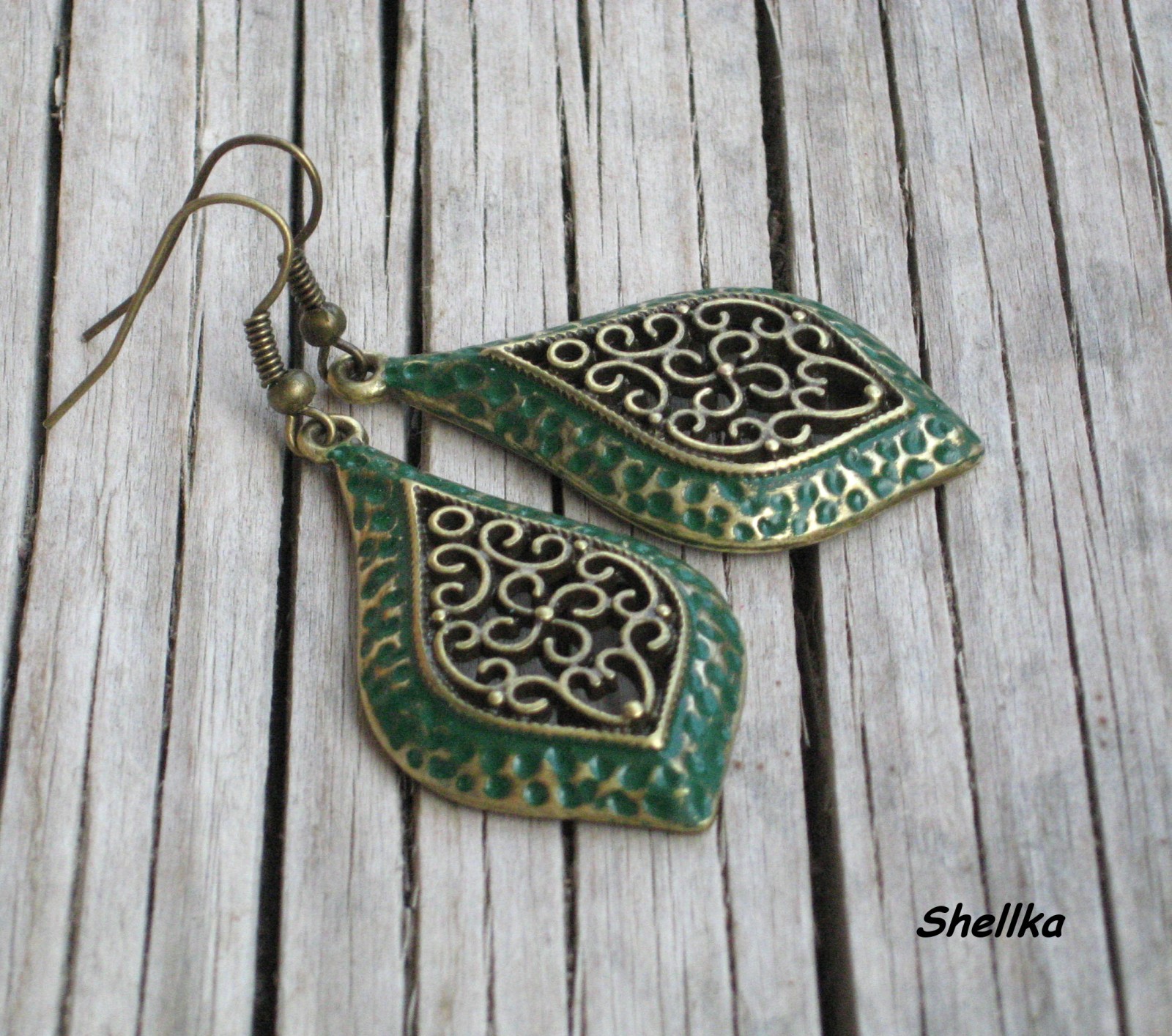 Náušnice ,,DARK GREEN TEARS,,