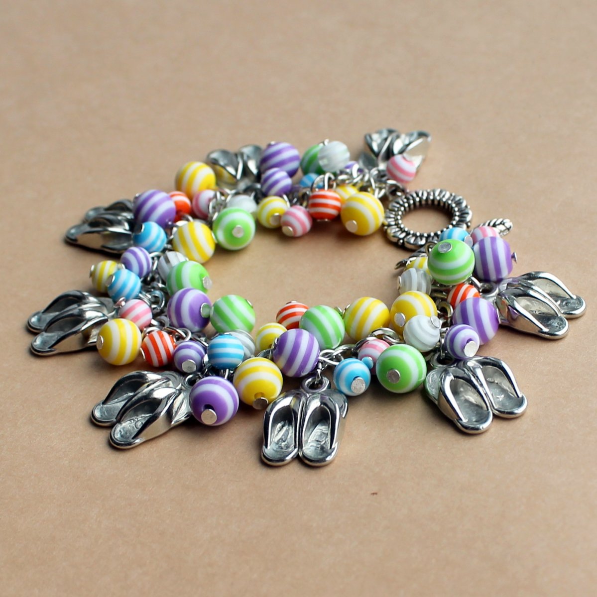 Mezi slunečníky - náramek