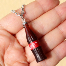  náhrdelník ... Coca-cola