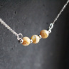Jednoduše perleťový náhrdelník