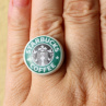Starbucks coffee ... prstýnek