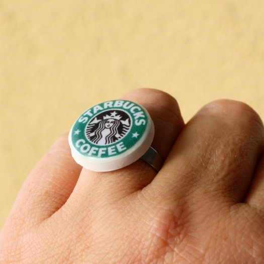 Starbucks coffee ... prstýnek