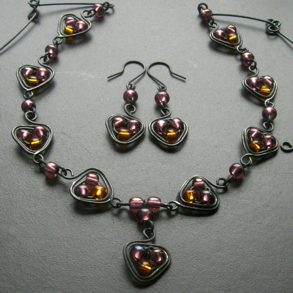 Fialové a žluté do trojky