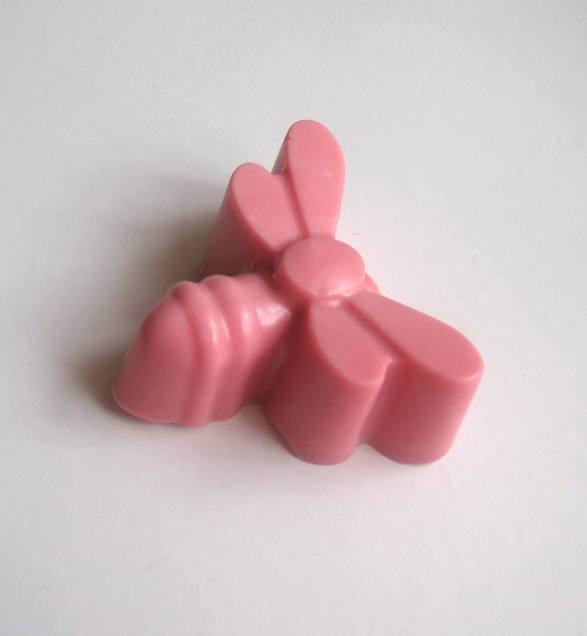 mýdlová vážka světle starorůžová