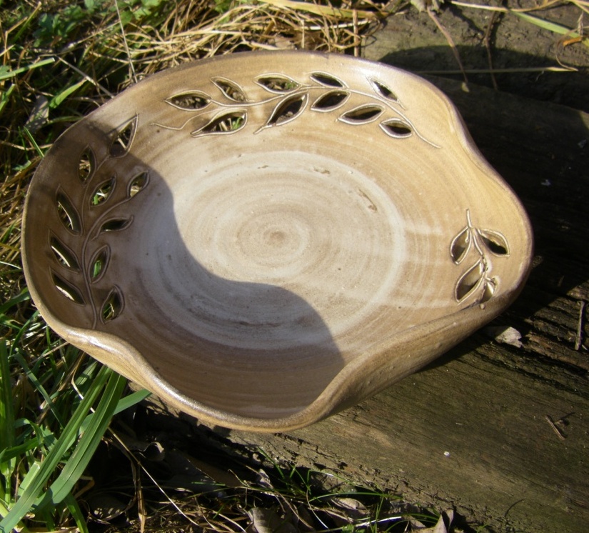 Prořezávaná mísa