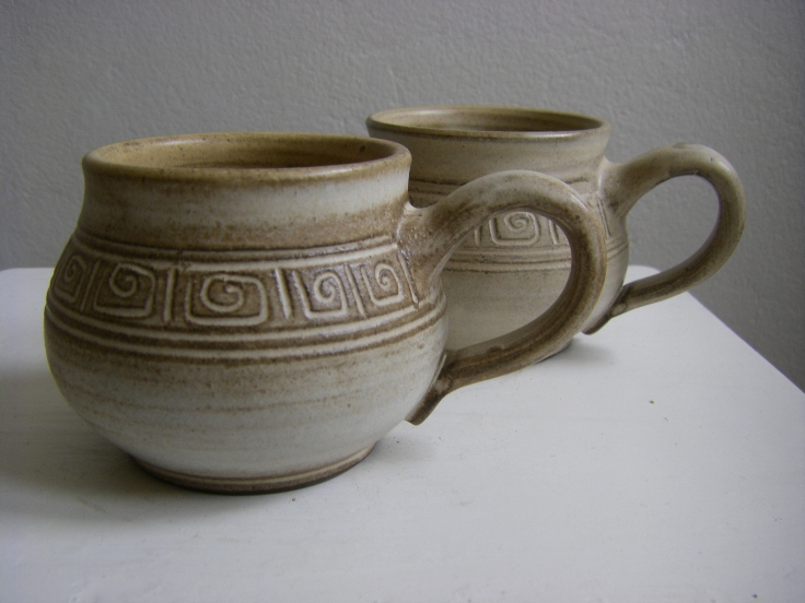 Hrníček buclatý malý