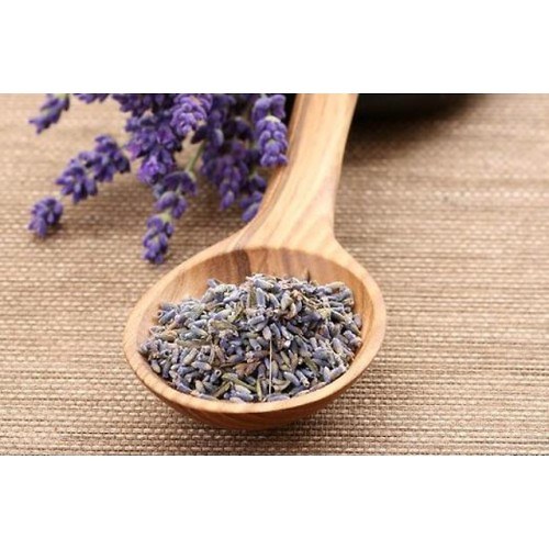 Sypaná levandule květ