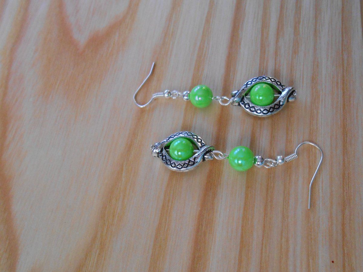 Náušnice hadí zelené (48/16)