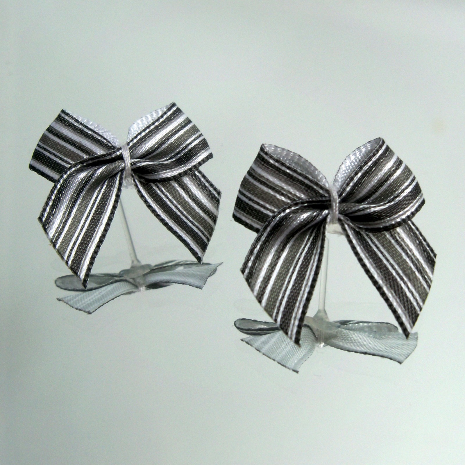 Veselé mašličky - náušnice J5