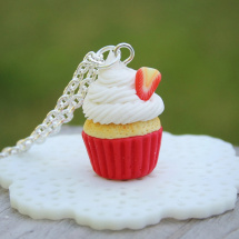 Jahodový cupcake ( muffin, fimo