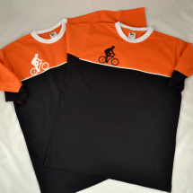 Oranžovo-černé tričko s černým nebo bílým cyklistou