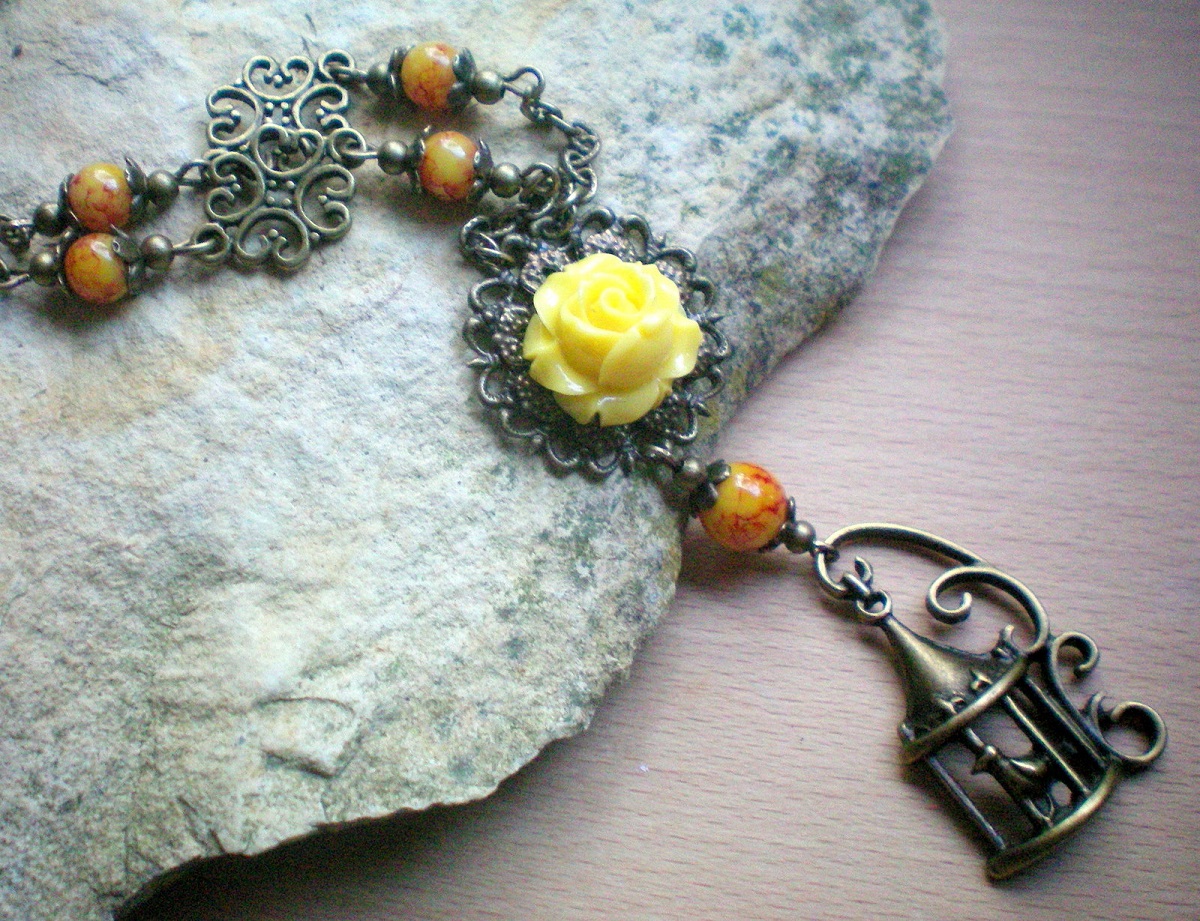 Ptačí klícka - náhrdelník