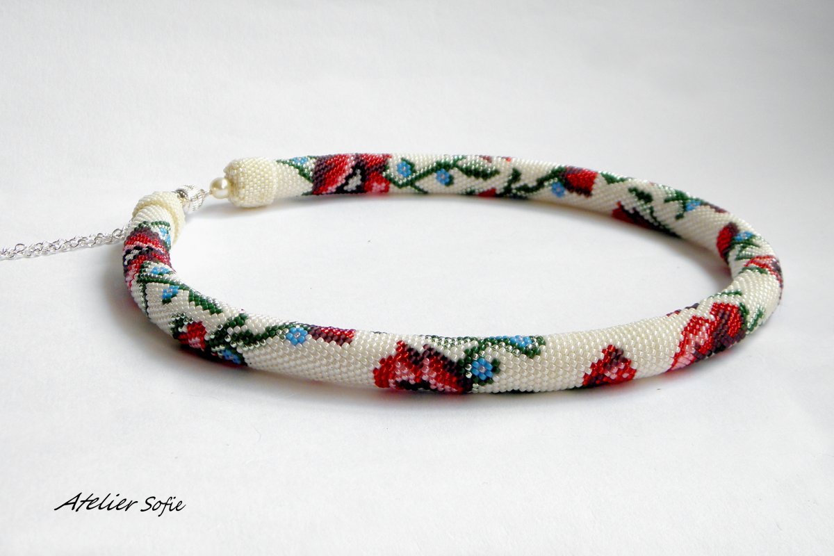 Náhrdelník Vlčí máky