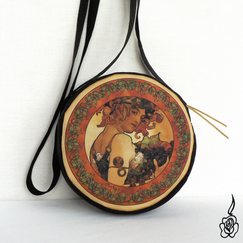 Kulatá kabelka A.Mucha - Ovoce 4