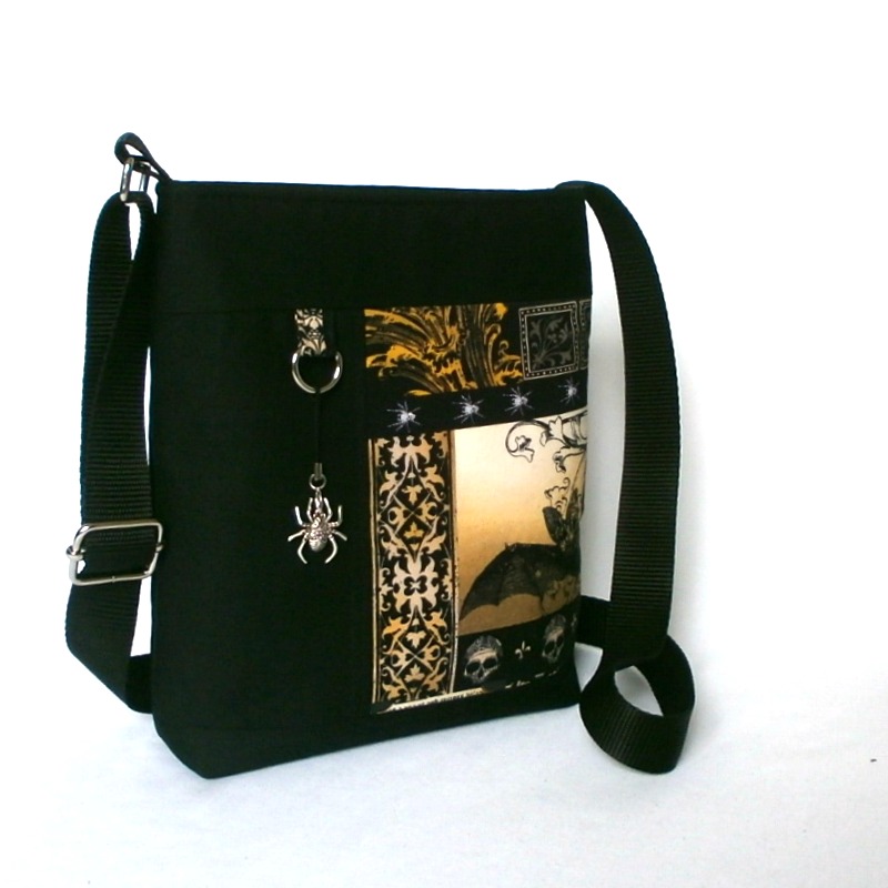 Kabelka IGNACIA malá se stříbrným pavoučkem