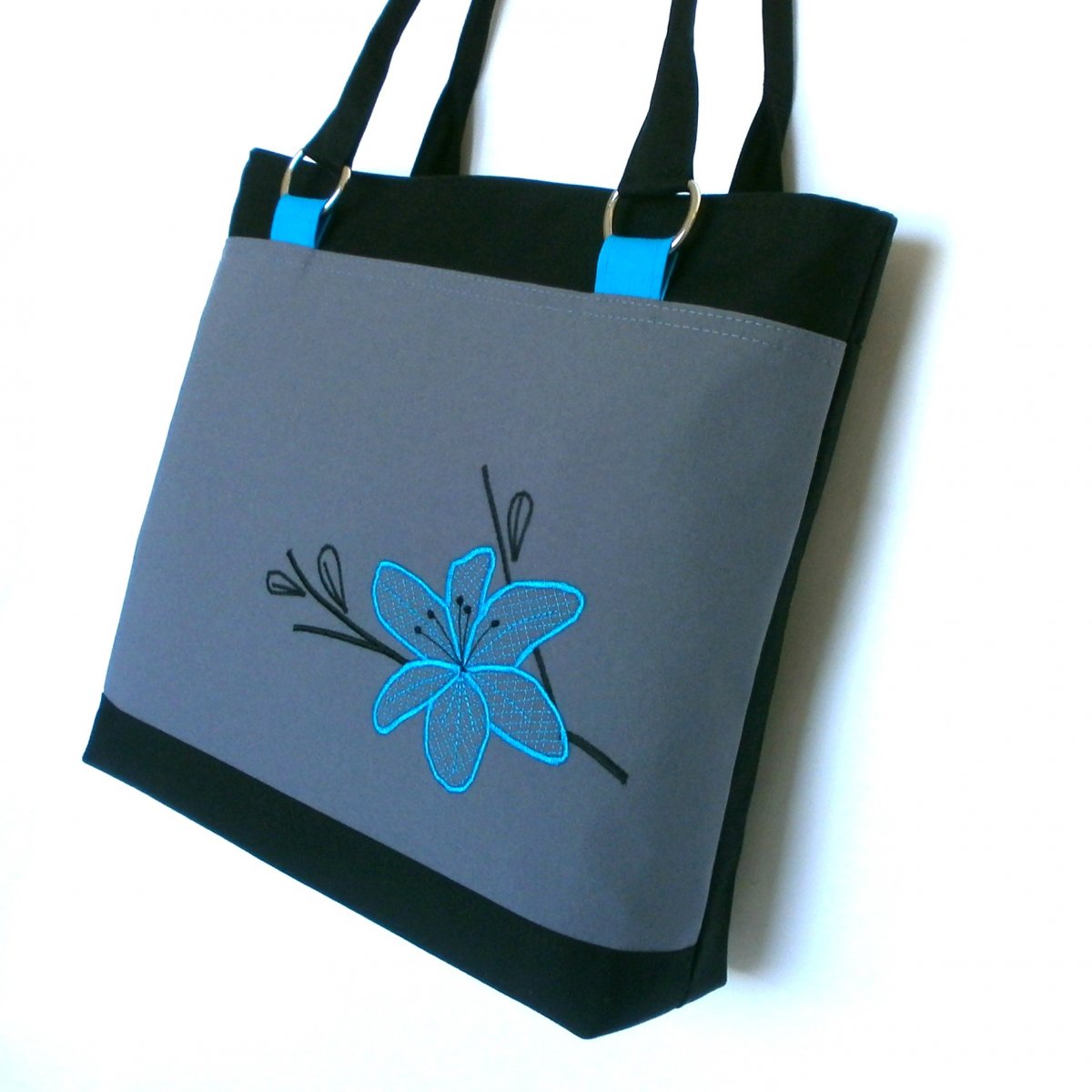 Kabelka VITTORIA - lze i jinou barvou výšivky