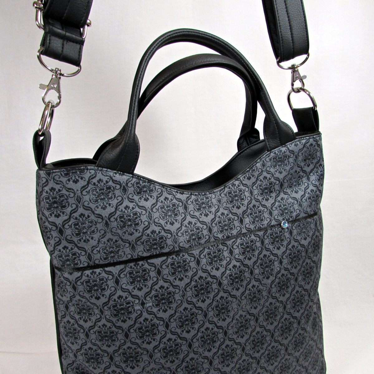 Kabelka černá se štrasem