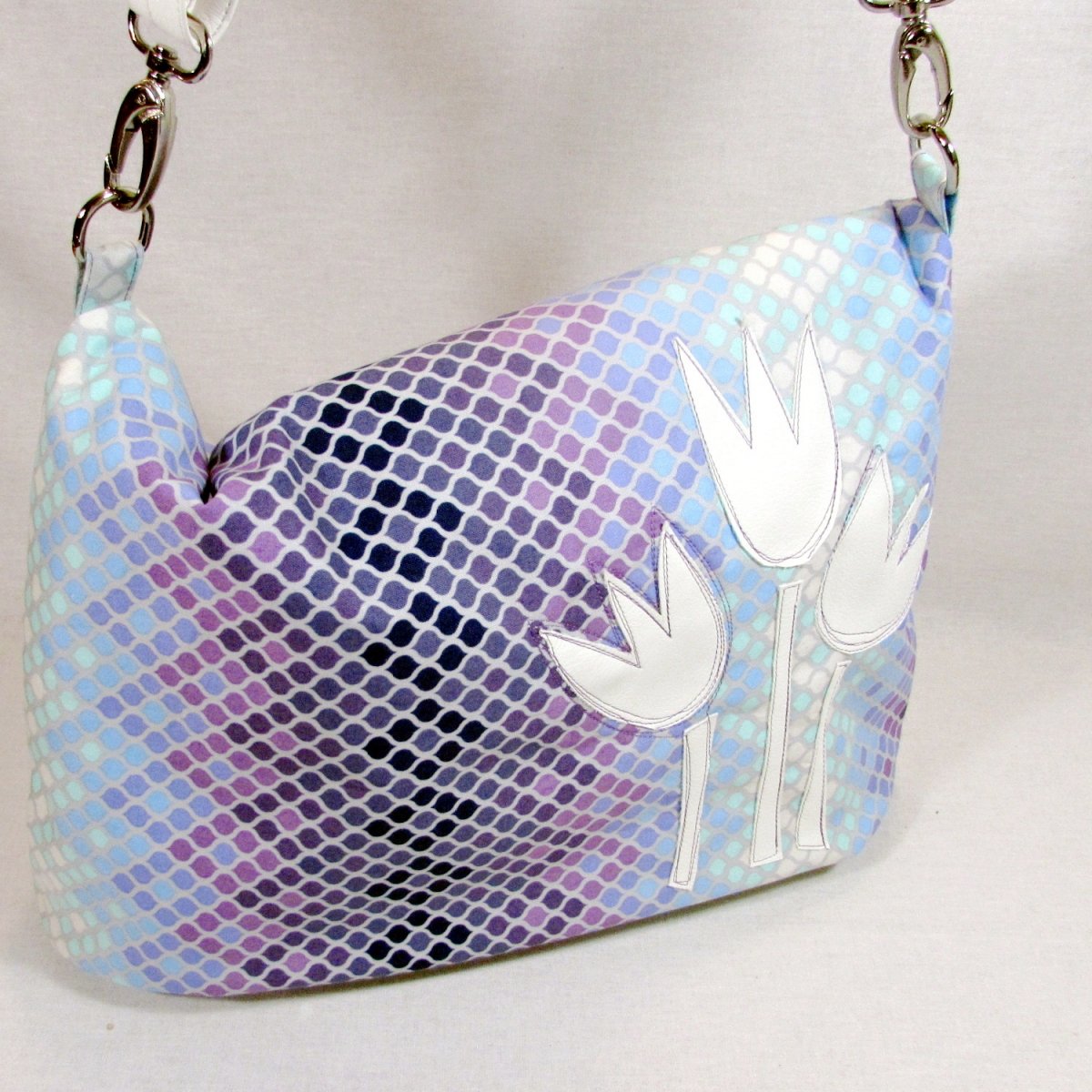 Kabelka tulipánová